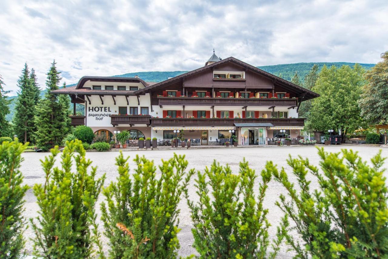 Hotel Sigmunderhof Chienes Εξωτερικό φωτογραφία