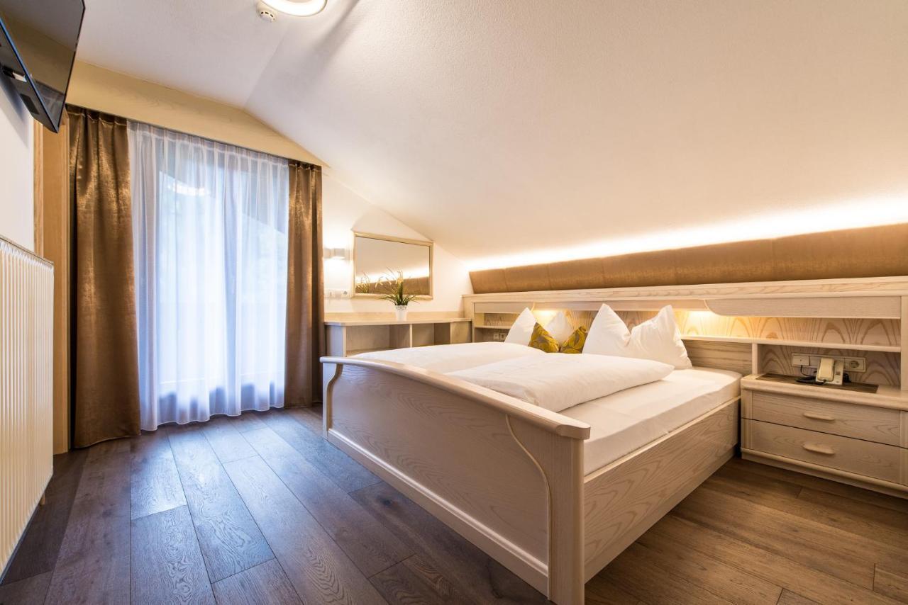 Hotel Sigmunderhof Chienes Εξωτερικό φωτογραφία