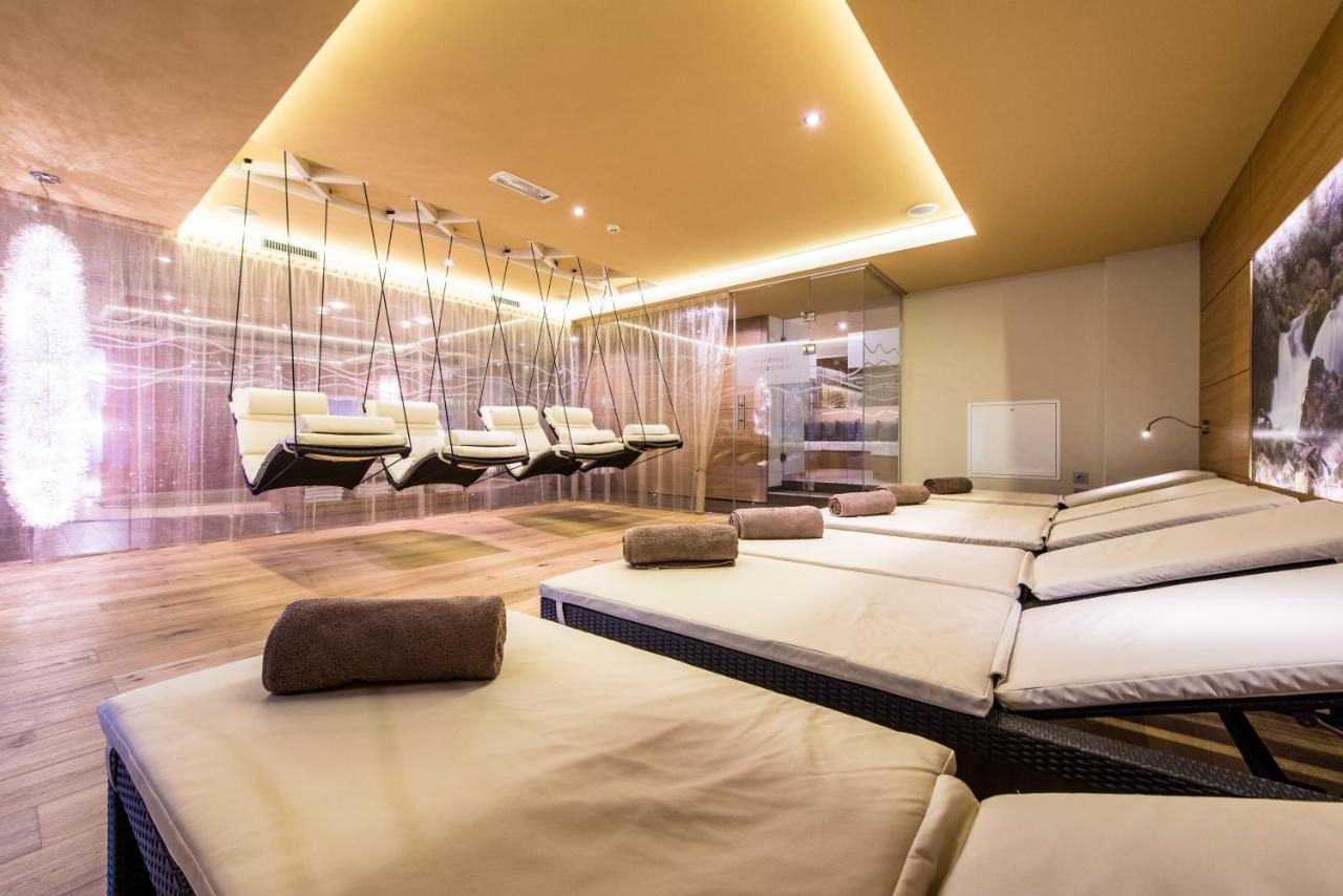 Hotel Sigmunderhof Chienes Εξωτερικό φωτογραφία