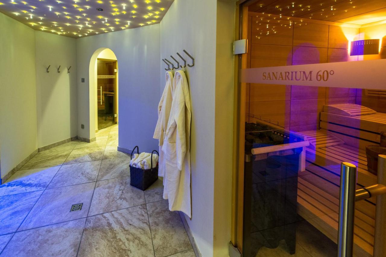 Hotel Sigmunderhof Chienes Εξωτερικό φωτογραφία