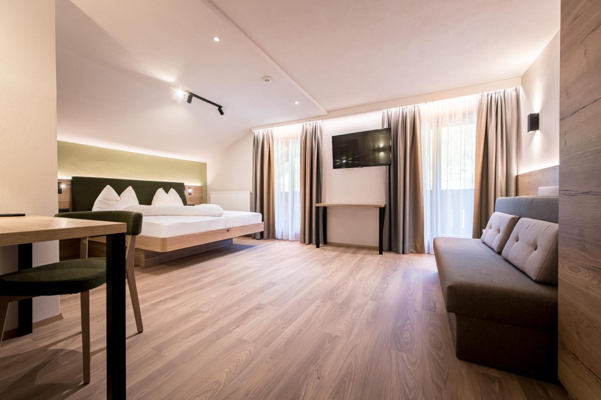 Hotel Sigmunderhof Chienes Εξωτερικό φωτογραφία